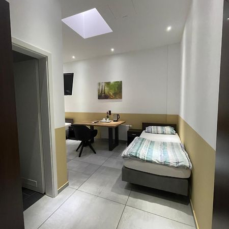 Stadtpension Heilbronn Bagian luar foto