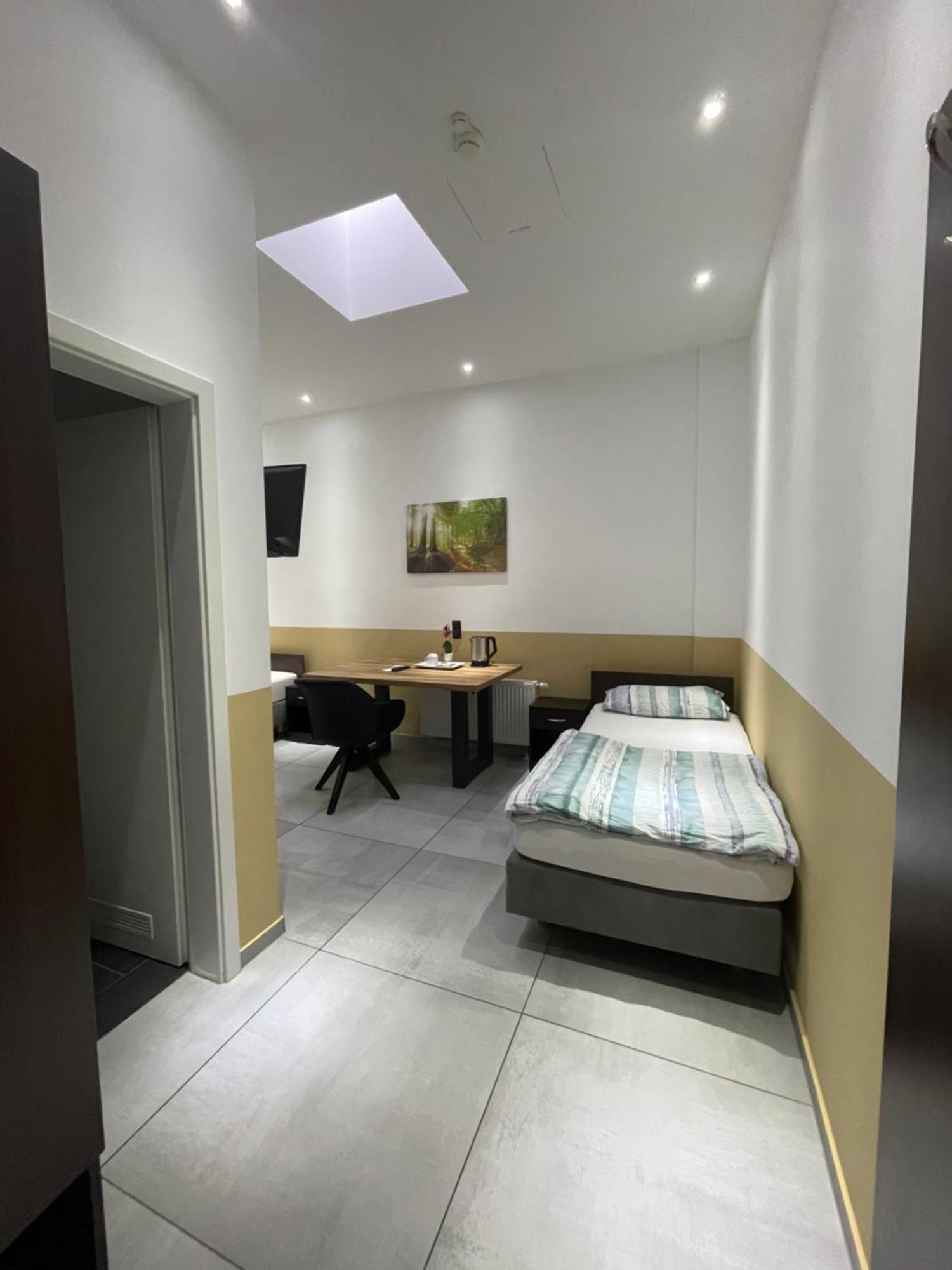 Stadtpension Heilbronn Bagian luar foto