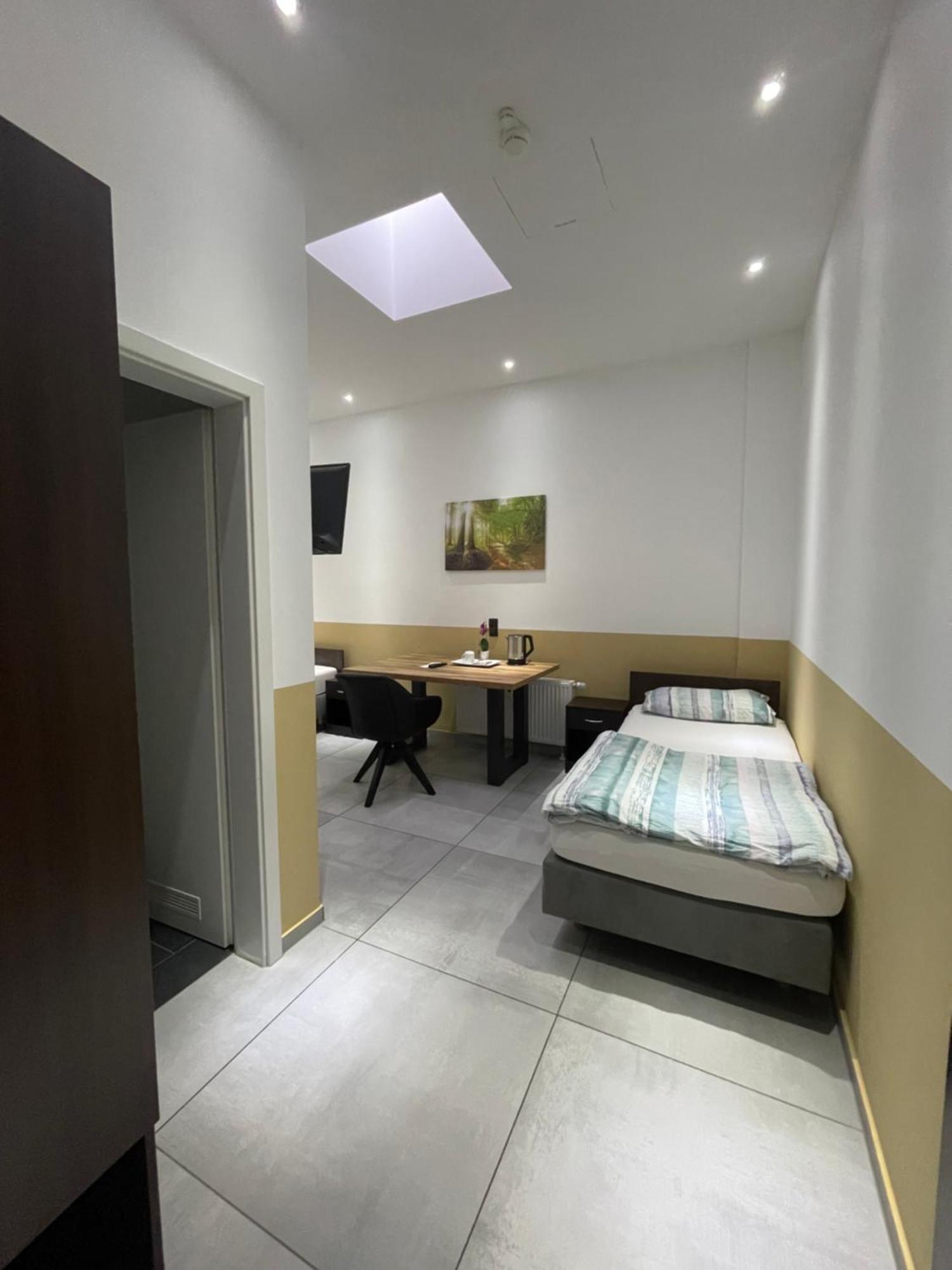 Stadtpension Heilbronn Bagian luar foto